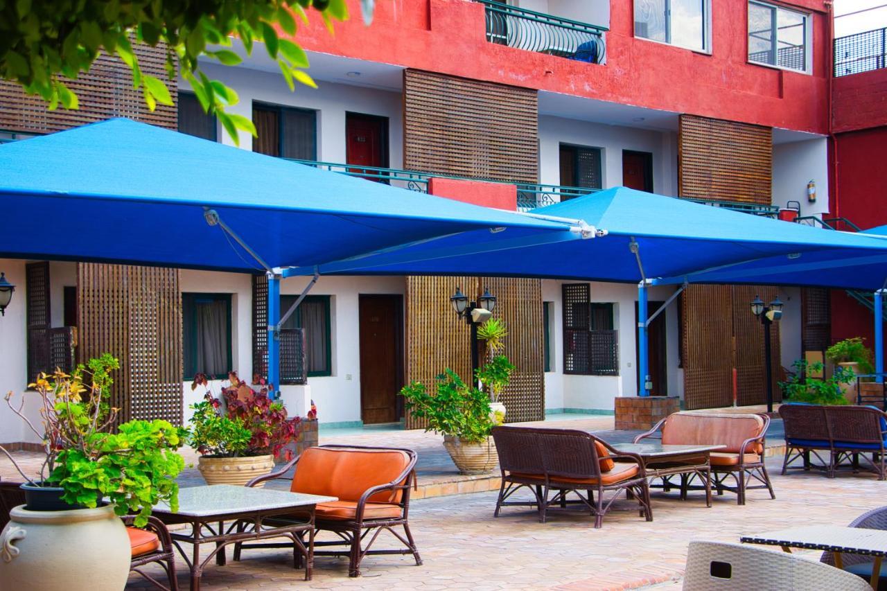 Adham Compound Hotel Кінг-Маріот Екстер'єр фото
